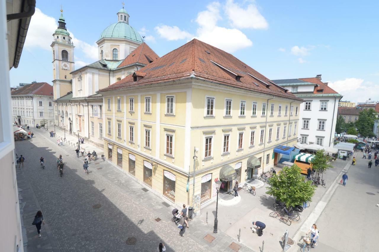 River Side Central Market Ljubljana Exterior photo